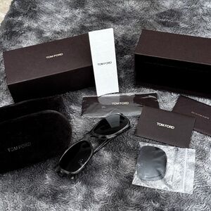 Tom Ford - Giulio 36837 sunglasses